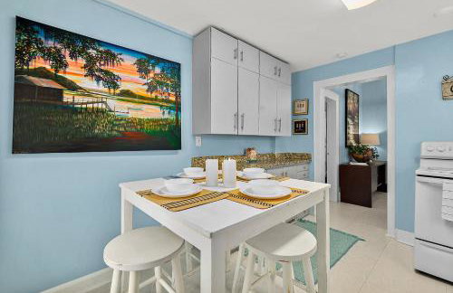 Casa Maria 2- Charming, Quaint Apt Next to Everything Downtown! - Foto 8