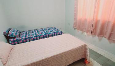 CASA - localizada no centro de Campo Grande - 2 quartos com ar e garagem para 2 carros - Foto 5