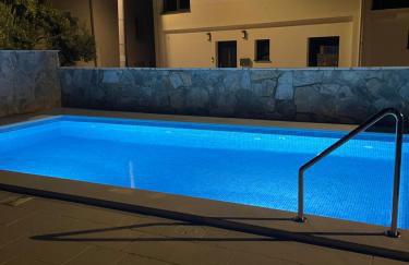 Palada House with a Private Pool - Photo 4