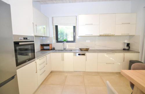 Paleokastro Villas with Private Heated Pool, Top Views - Next To Center - Top WiFi - Foto 29