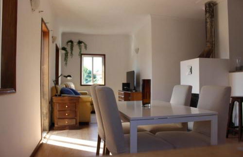 Oporto- Lousada- Casa da Prêsa - Foto 2