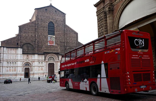 Bologna Open Bus skip the line & Food Tasting - Photo 10