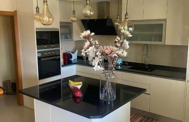 Welcoming house with terrace and garden in Barra de Mira - Foto 3