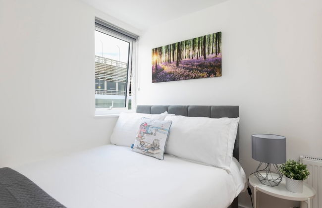 Skyvillion - Huge 4bed Apartment Wbalcony - Parking - Photo 2