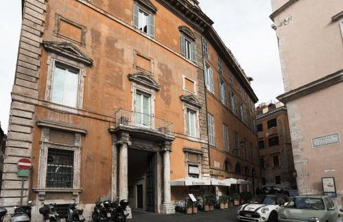 EasyTopStay - Piazza Venezia Charming Penthouse - Foto 50