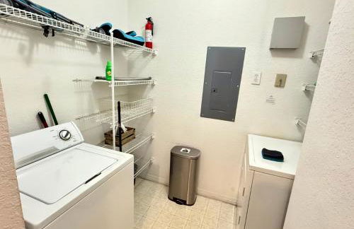 2BR2BA Getaway 7 Miles from Orlando Parks - Foto 12