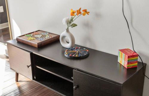 Beautiful Apt in Downtown w/Pool | Indoor Parking - Foto 18