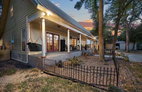 Waterfront & Pet-friendly 3-Acre Home with fire-pit - Photo 50