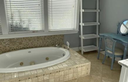 Southampton Private WATERFRONT Estate! - Foto 16