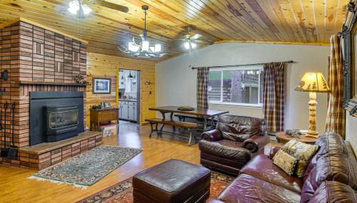 Island Park Fishing Cabin - Walk to Henrys Fork! - Foto 2