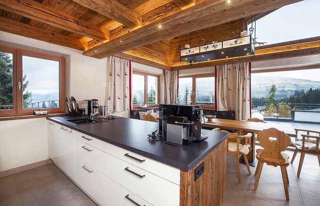 Chalet in Konigsleiten With Mountain Views & Spa - Foto 10