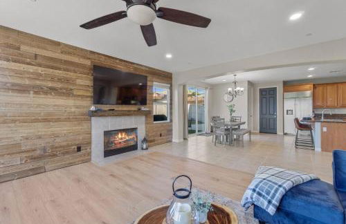 Sunset Crest - Home with stunning views, Pool, BBQ - Foto 21