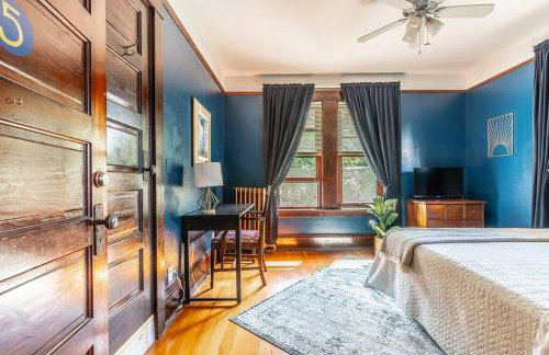 Charming Room in Historic BnB with Parking - Rm 5 - Foto 2