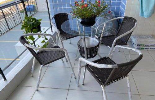 No Atalaia, Fort Poseidon rua do Atalho a 700 metros da praia do Atalaia, apartamento novo decorado, varanda, sala de estar e jantar, 02 suítes, 03 banheiros, lavanderia, cozinha, piscina, churrasqueira, salão de jogos, vista parcial das dunas e mar - Photo 6