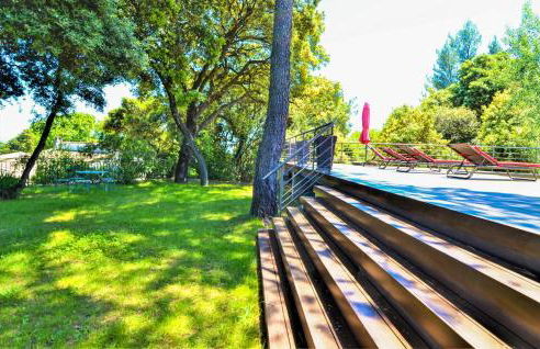 Amazing Home In Sauveterre With Wifi - Foto 14