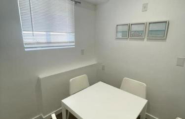 Tranquil Studio W Parking 10 min to Beach FLL - Foto 8