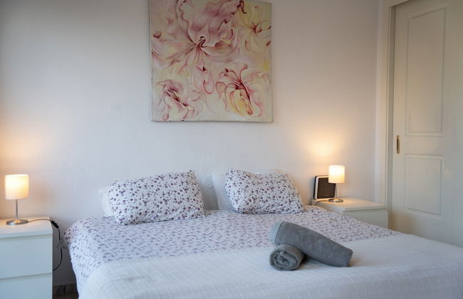 Studio in Marbella With Beachfront Pool - Photo 3