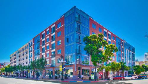 Allura Gaslamp Condo - Office Pool Gym & Parking - Foto 2