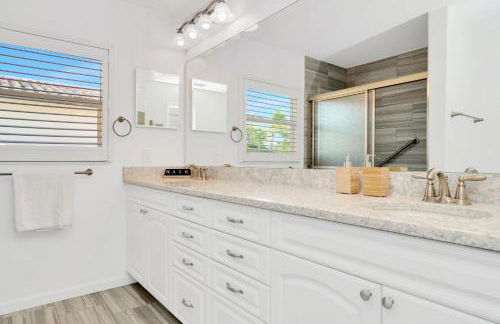 Clearwater Beach Waterfront Modern Villa 4BD 2BIG OPEN LOFT 4BT with Pool Boat Deck Sleep 15 - Foto 40