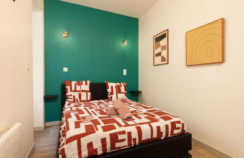 El Dino in country cathare*PRO*Oc Keys011 - Foto 1