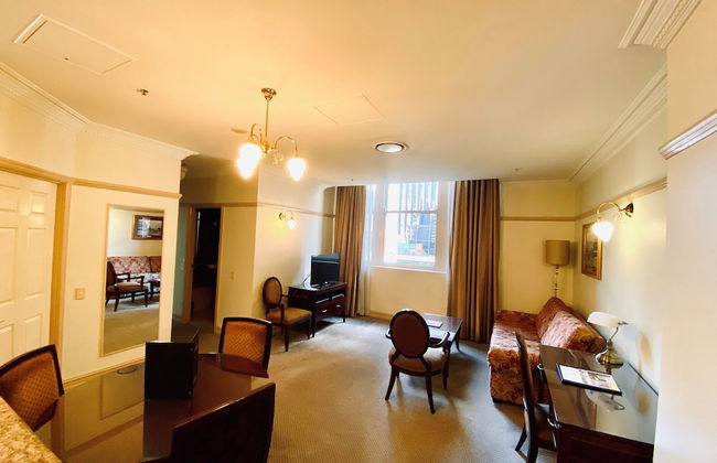 Royal Albert Hotel - Photo 60