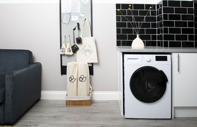 Bob W Commercial House - Photo 6