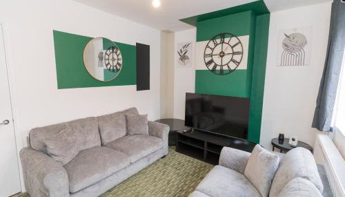 Perfect for Contractors & Families - Free Parking - Foto 3