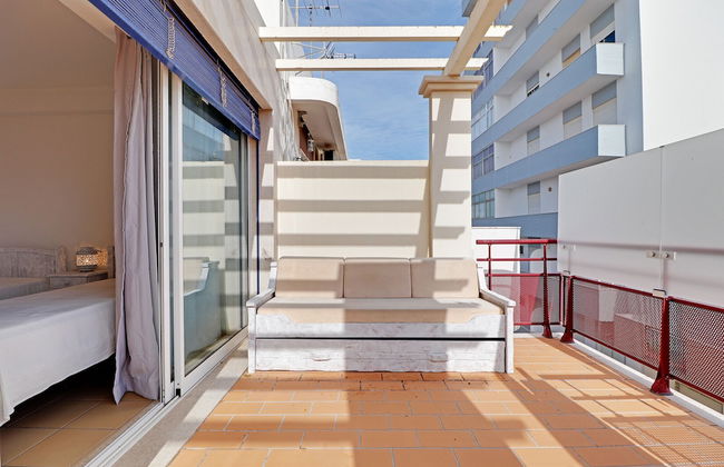 Monte Gordo Downtown by Homing - Foto 17