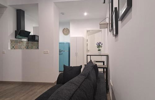 EL NIDITO a 5 min de estación de autobús y tren María Zambrano - Foto 6