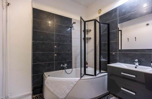 Le Chic de Foch - 5min à Pied de la Gare - Foto 7