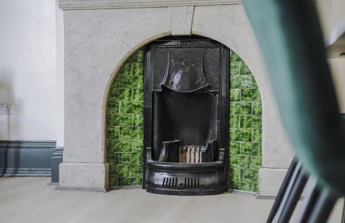 Onslow House - Air Host & Stay - 5 bed, Sleeps 14 - Foto 53