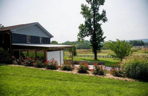 Southern Comfort Retreat with a private hot tub - Foto 18