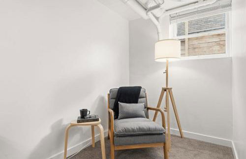 Mathews House with 4 King Beds Near CSU and Old Town - Foto 24