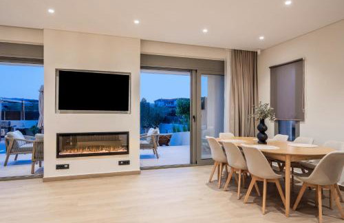 Cantouni Villa, Luxury 5BR Retreat with Pool & Jacuzzi Near Town by Villa Mana Gers - Photo 46
