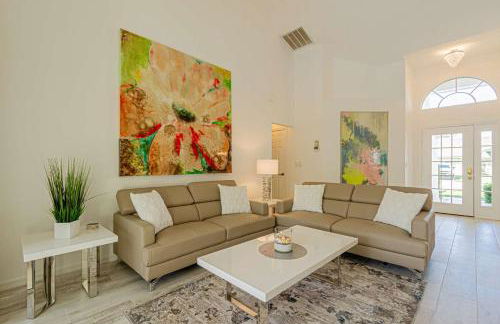 Crown Pointe- Lochwood Ct. - Photo 5