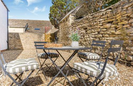 Brand New Luxury Cottage - Garden - Private Parking - Netflix - Coffee Station - Work Desk - Foto 1