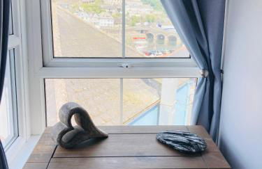 Looe with a View - Entire apartment with FREE allocated parking - Foto 20