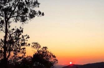 Chalé Bela Montanha Vista Pedra Azul Lareira e Charme - Foto 29