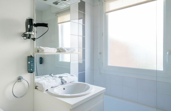 Séjours & Affaires Caen Le Clos Beaumois - Foto 20