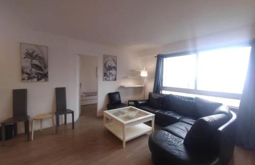 4 bedrooms, La Défense, 5 min walk to metro - Foto 8