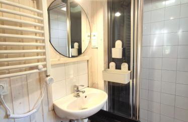 Domek lubiana180 SCANDI wśród drzew JACUZZI SAUNA KOMiNEK i TARAS na dachu jezioro Kaszuby Pieski tylko do 10kg za dodatkową opłatą - Foto 44