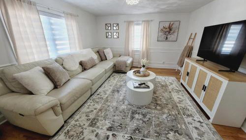 Cozy house, close to downtown Danvers - Foto 4