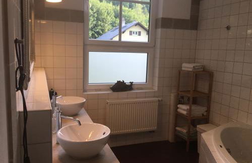 Auberge Tabarz Zimmerberg - Photo 25