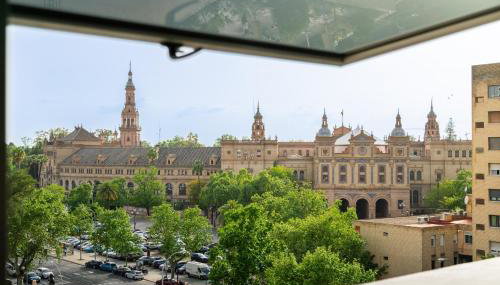 Vistas a Plaza de España y Parking Gratuito - Foto 1