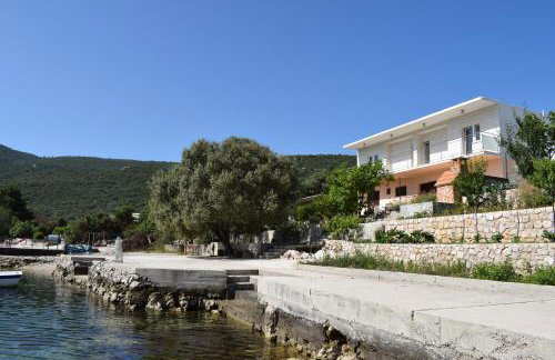 Apartments by the sea Kabli, Peljesac - 10225 - Foto 1
