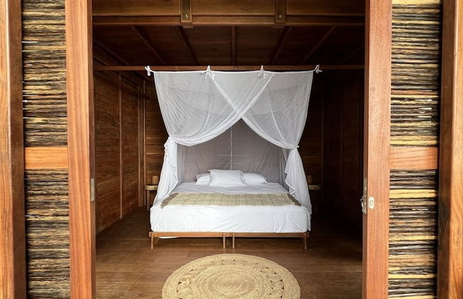 Irana Pacific Hotel - Photo 7