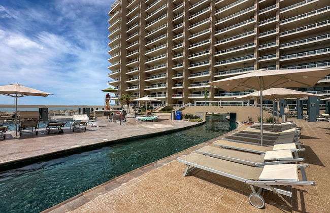 Oceanfront Vibes Iconic Beachside Getaway - Foto 57