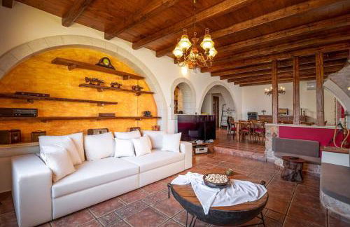 Villa Staras - With Private Heated Pool & Jacuzzi - Foto 23