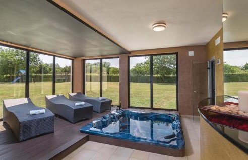 Gorgeous Home In Sumber With Sauna - Foto 6