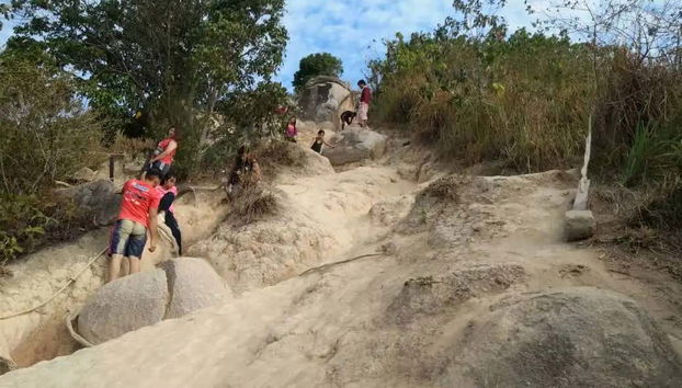 Hiking on Broga Hill - Foto 5
